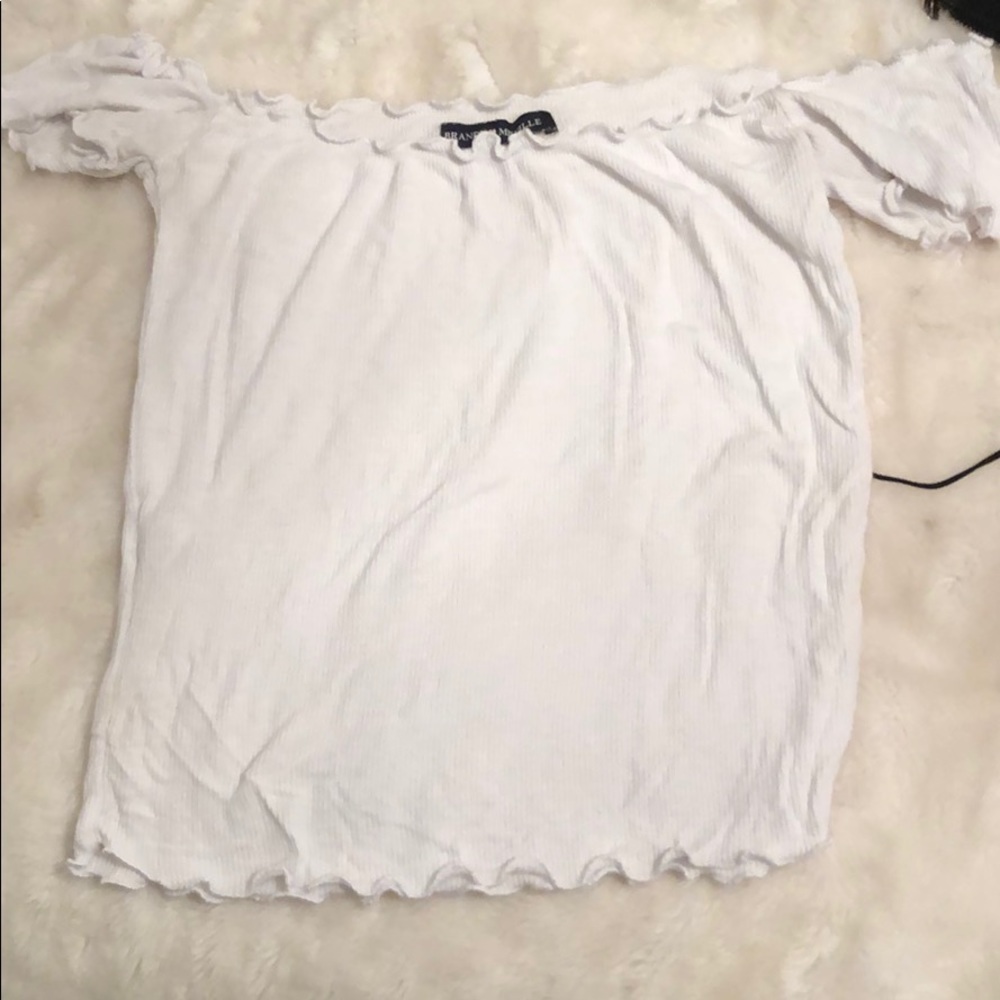 Brandy Melville off the shoulder top
